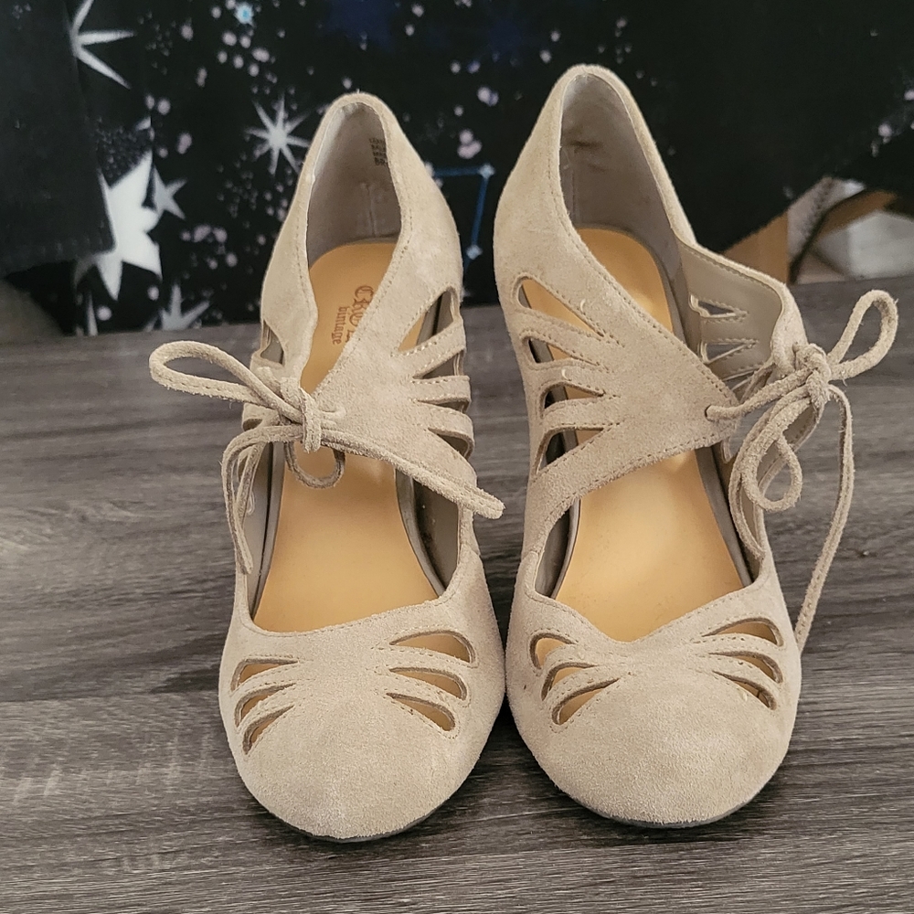 Crown Vintage Tie Mary Janes